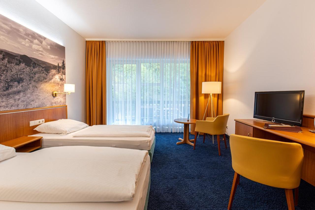Hotel-Gasthof Huettensteinach ゾンネベルク エクステリア 写真